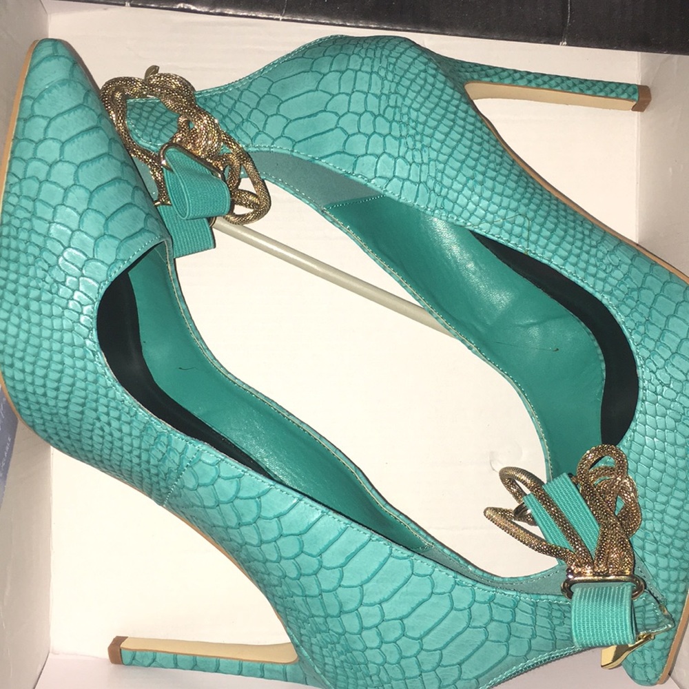 Turquoise Pumps with Gold Ankle Chains Detailing